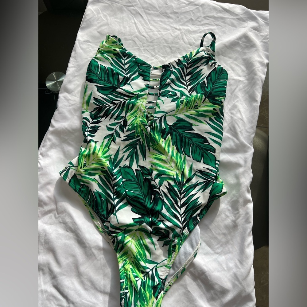 Xhilaration Green and White Swimsuit